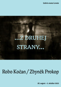 z-druhej-strany