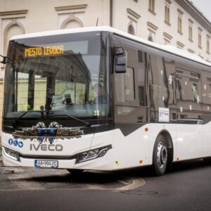 70b427ef-a9b9-430a-93ac-d162eba06909